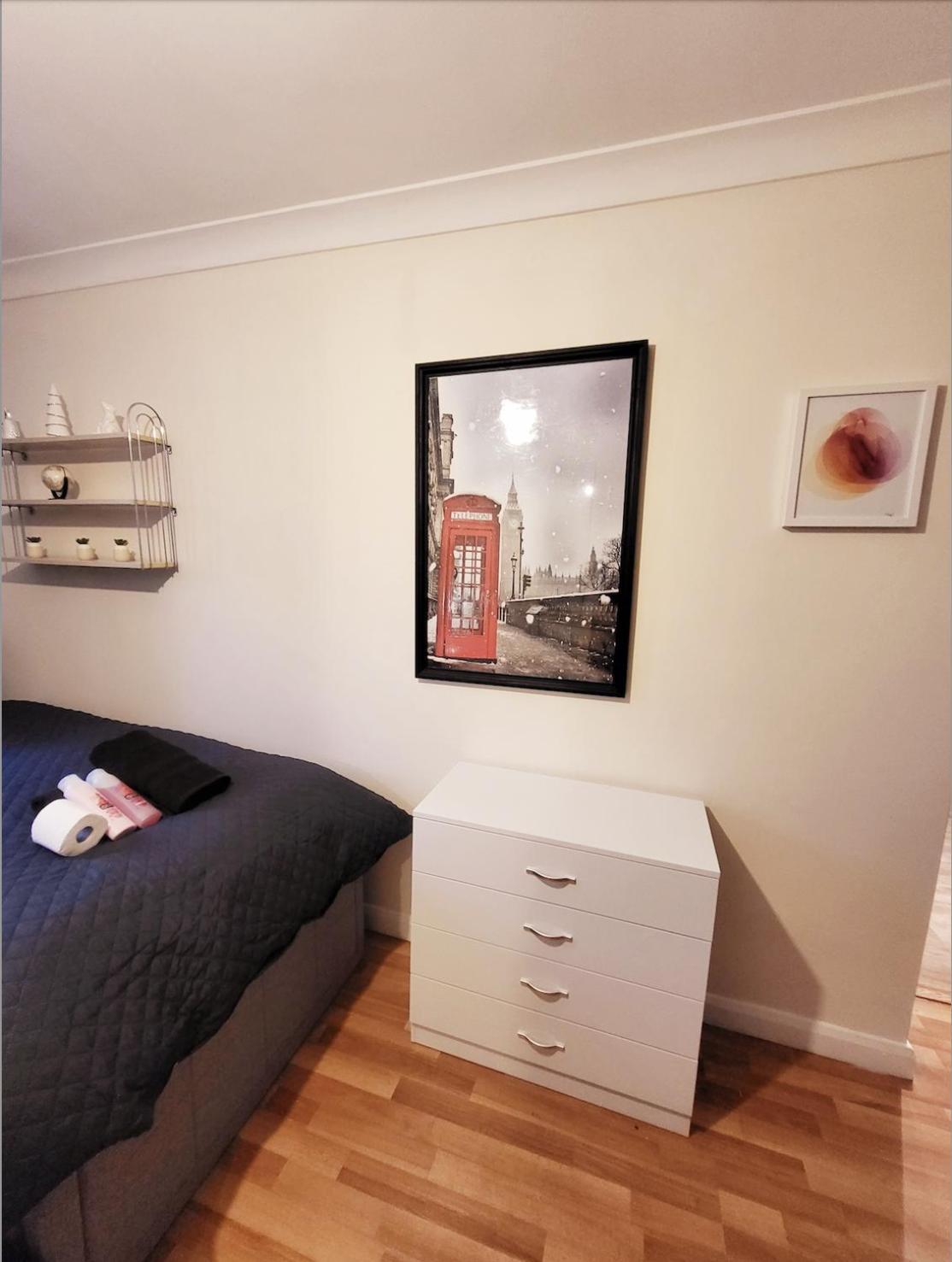 Huge And Affordable 3 Bedroom Flat In Hammersmith For 7 People With Welcome Breakfast Londra Exterior foto